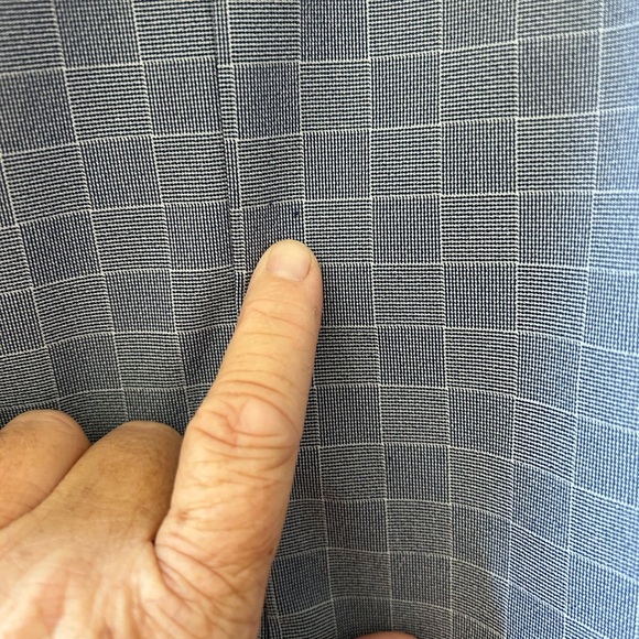 Mizzen + Main button down collared shirt. Standard Fit. Poly. Blue and white - Picture 9 of 12